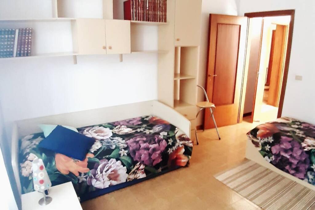 Gabry'S Home Three-Bedroom Big Apartment Near City Center & Train Station To Pisa And Florence & Ferries To Sardegna Corsica リヴォルノ エクステリア 写真