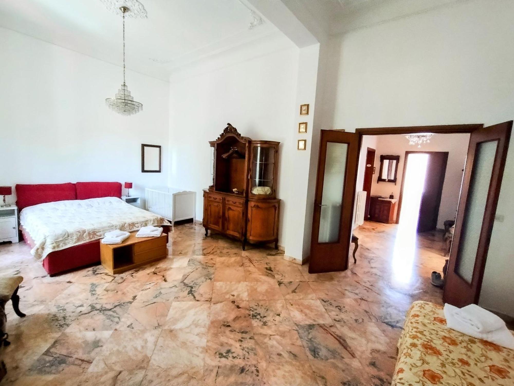 Gabry'S Home Three-Bedroom Big Apartment Near City Center & Train Station To Pisa And Florence & Ferries To Sardegna Corsica リヴォルノ エクステリア 写真